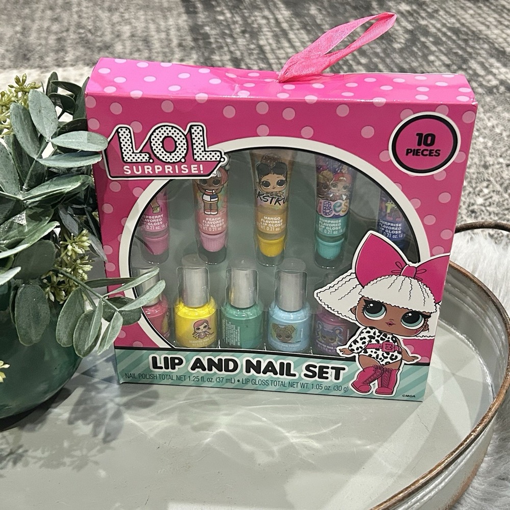 LOL Surprise! Girls Lip & Nail Set! 10 Piece Gift Set‎ NEW Nail Polish/Lip Gloss